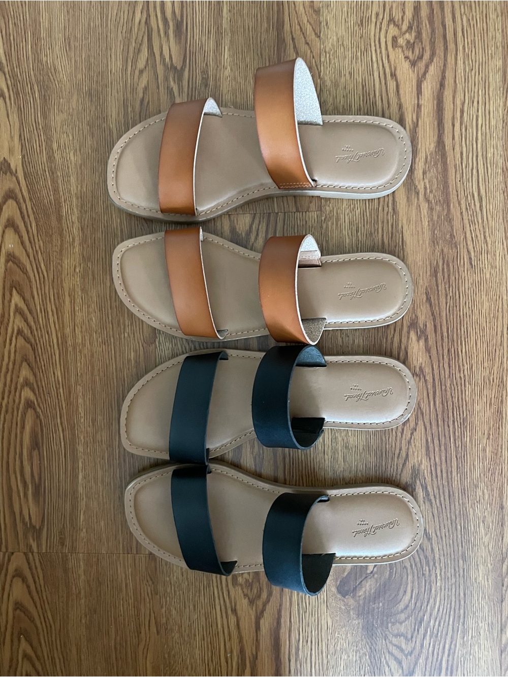 Universal Thread Women's Double Strap Slide Sandals in Tan and Black Size 7.5